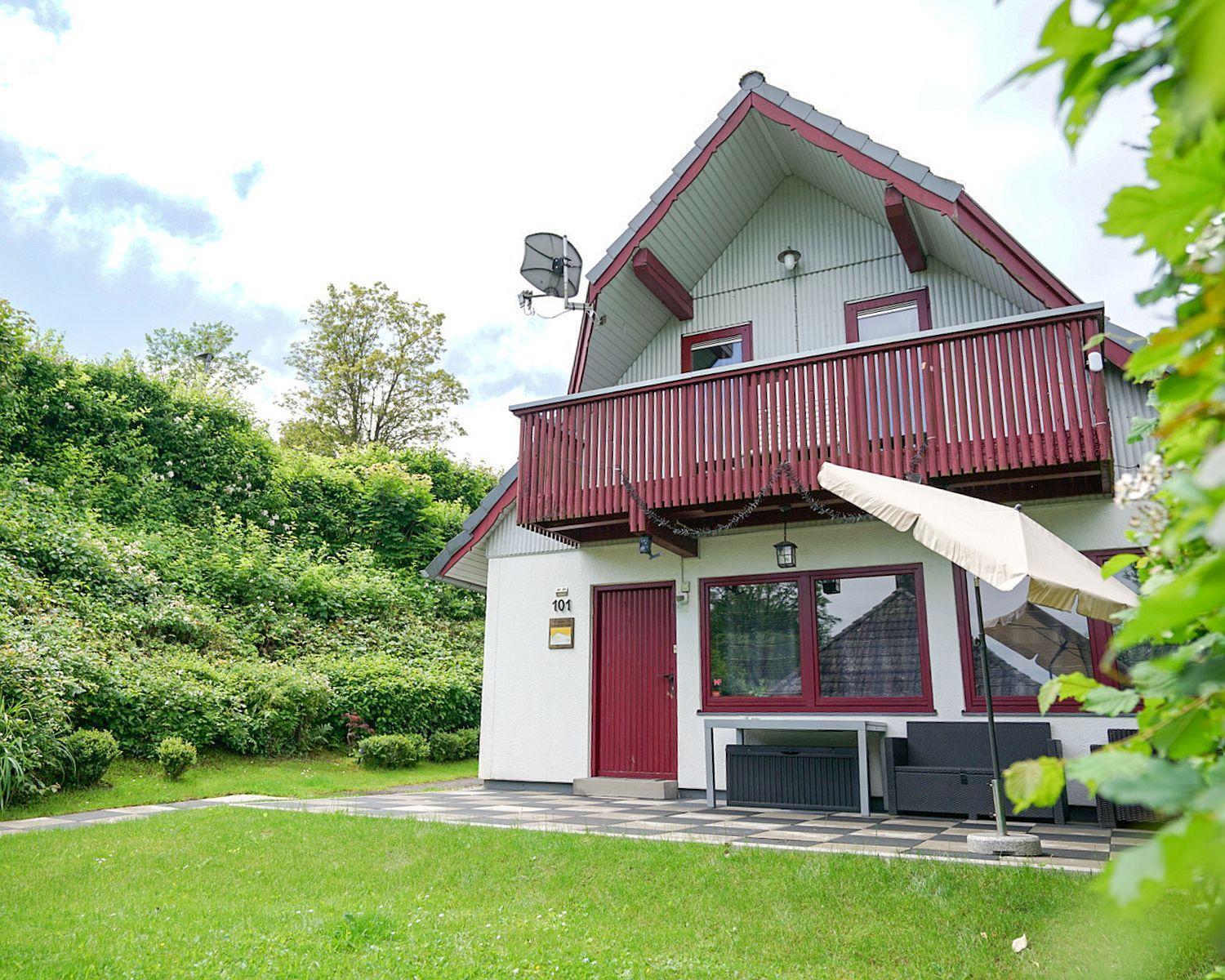 Ferienhaus "Gestiefelter Kater" Am See Im Bergland Kirchheim  Εξωτερικό φωτογραφία