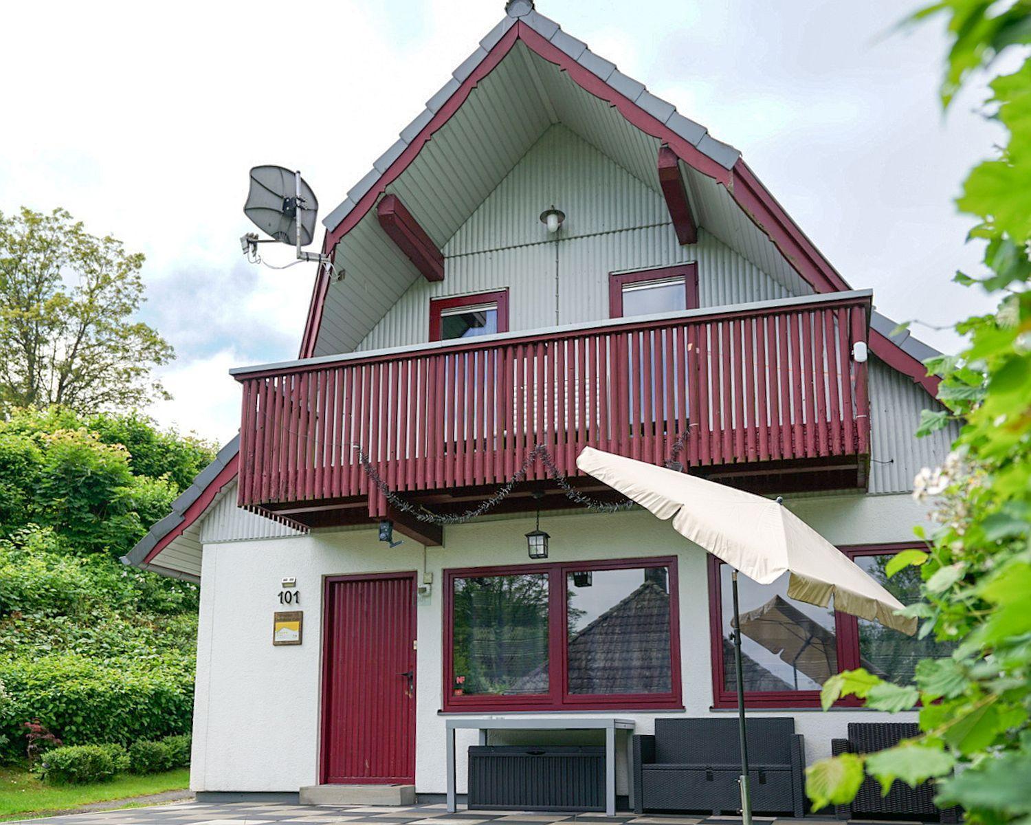 Ferienhaus "Gestiefelter Kater" Am See Im Bergland Kirchheim  Εξωτερικό φωτογραφία