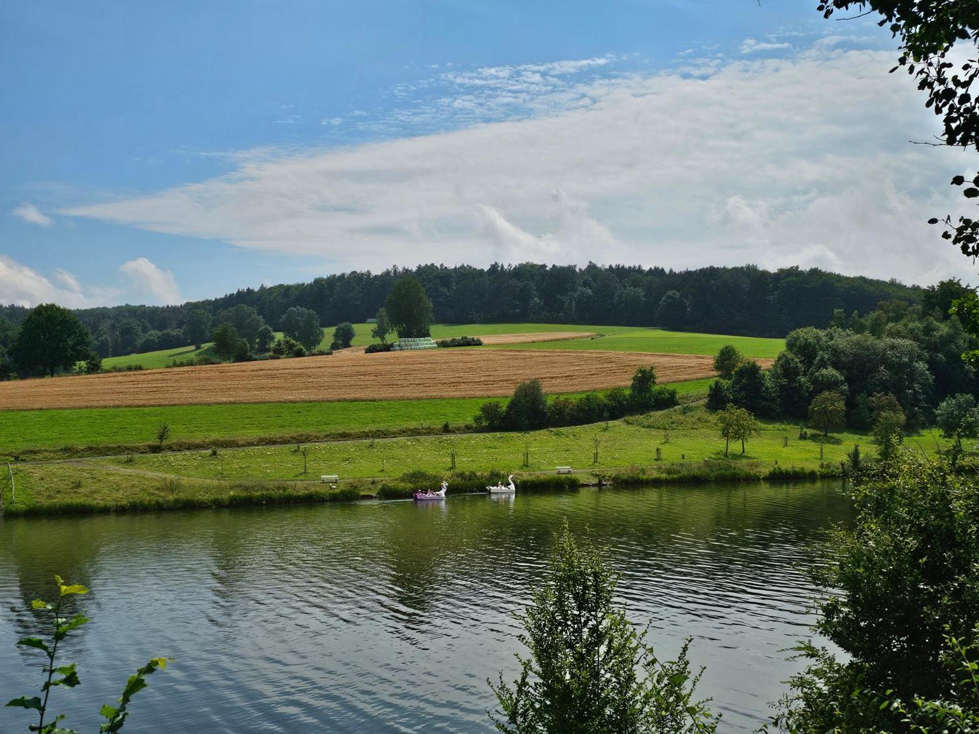 Ferienhaus "Gestiefelter Kater" Am See Im Bergland Kirchheim  Εξωτερικό φωτογραφία